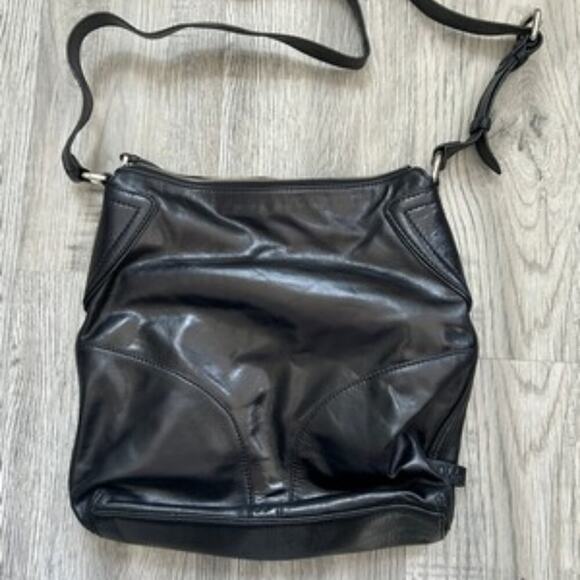 Cole Haan Black Leather Crossbody Shoulder Bag with Gold Hardware - Picture 2 of 12